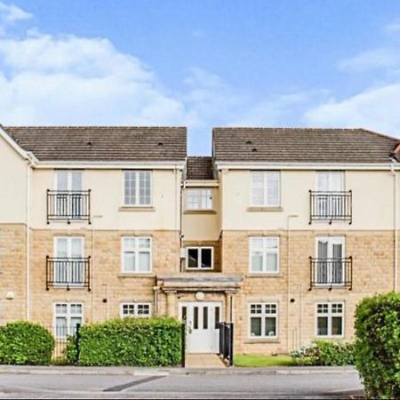 The Wickets - 2 Bedroom Apartment Overlooking Cricket Club Marton-in-Cleveland Екстериор снимка