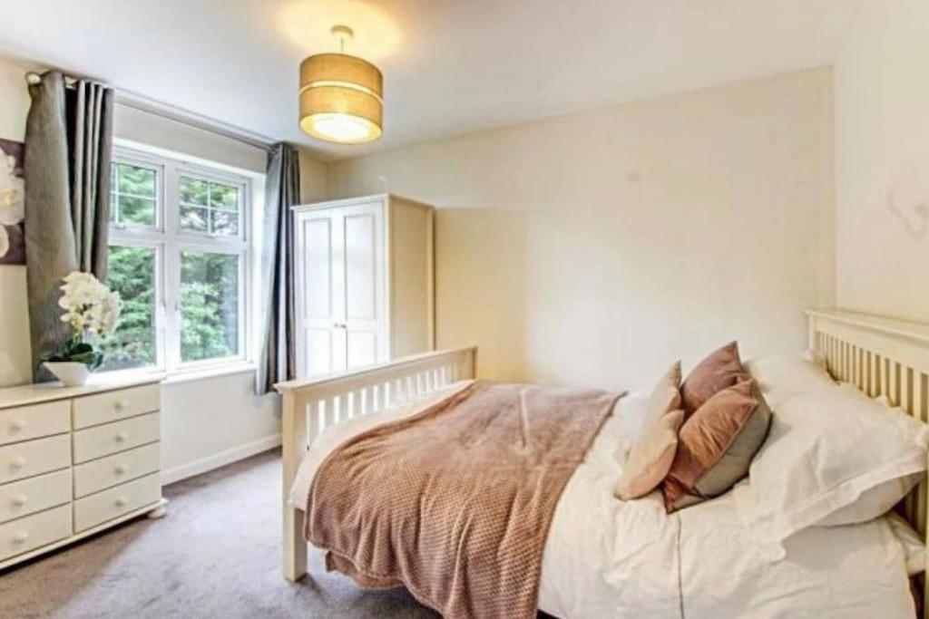 The Wickets - 2 Bedroom Apartment Overlooking Cricket Club Marton-in-Cleveland Екстериор снимка